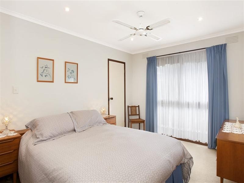 16 Gleeson Drive, Bundoora VIC 3083