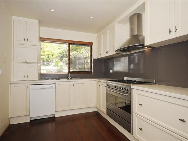 11 Heath Street, Templestowe Lower VIC 3107