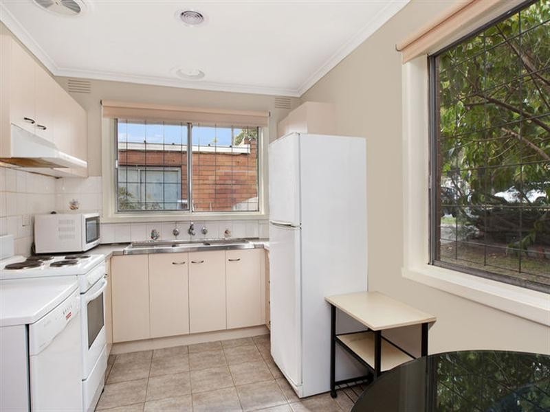 1/98 New Street, Ringwood VIC 3134