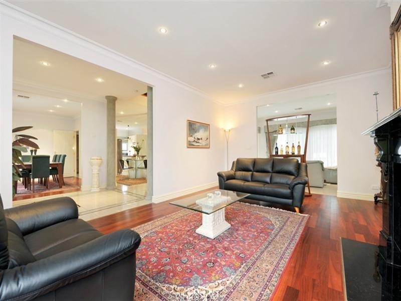 1 Wanbrow Avenue, Balwyn North VIC 3104