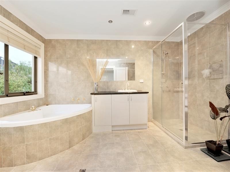 1 Wanbrow Avenue, Balwyn North VIC 3104