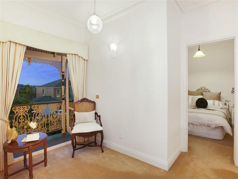 13 Lachlan Grange, Bulleen VIC 3105