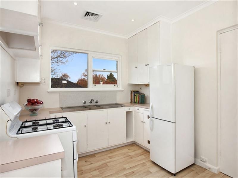 2/3 Boston Road, Balwyn VIC 3103