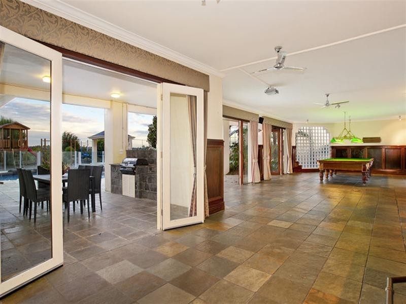 10 Summerhill Road, Templestowe VIC 3106