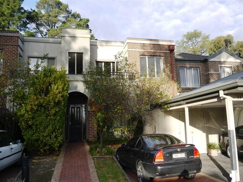 24/1 Bellevue Avenue, Doncaster East VIC 3109