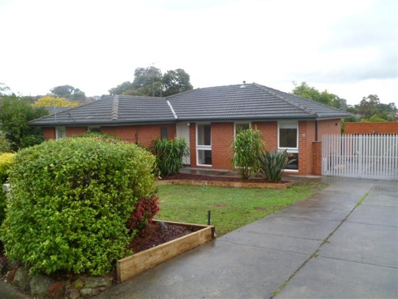 38 Scarlet Ash Drive, Templestowe Lower VIC 3107