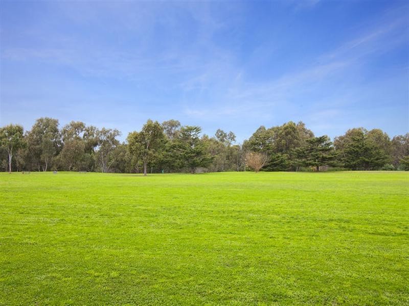 155 Beverley Road, Rosanna VIC 3084