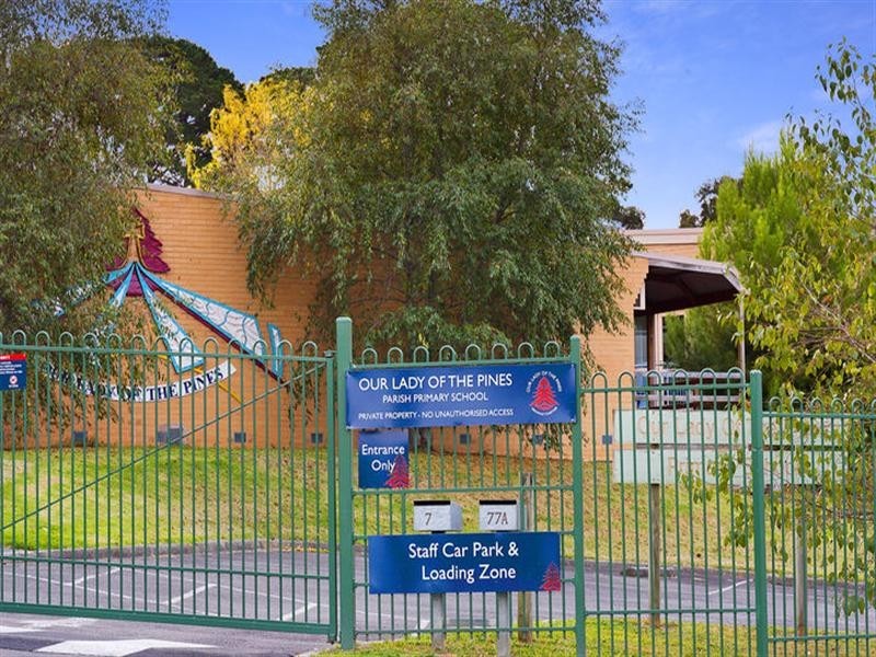 5 Carmen Close, Doncaster East VIC 3109