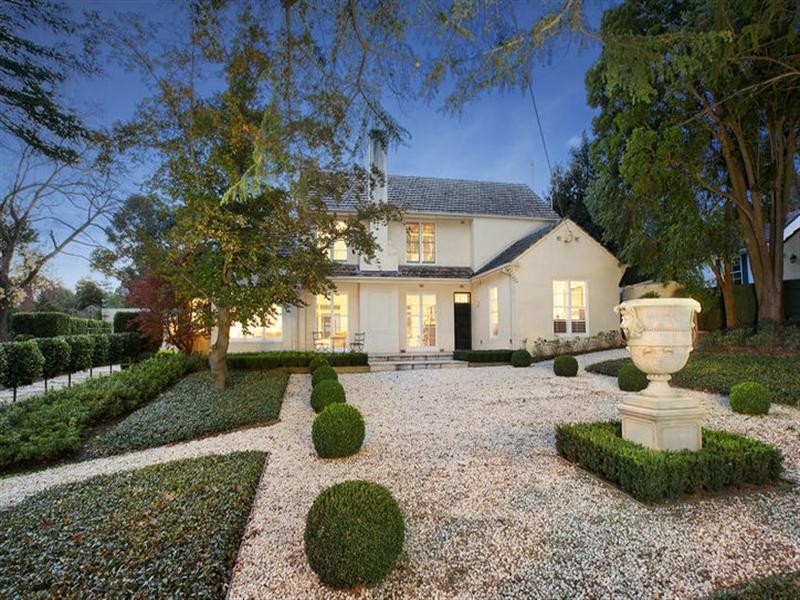 331 Lower Heidelberg Road, Eaglemont VIC 3084