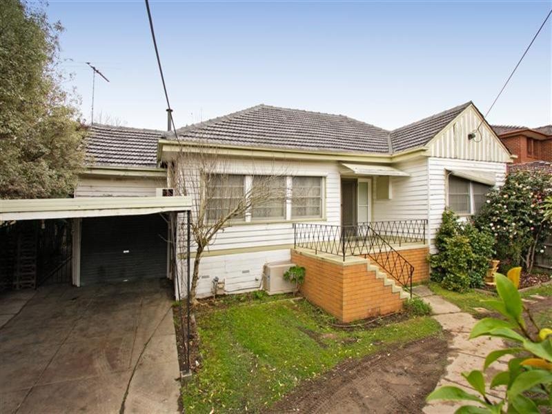 28 Tram Road, Doncaster VIC 3108