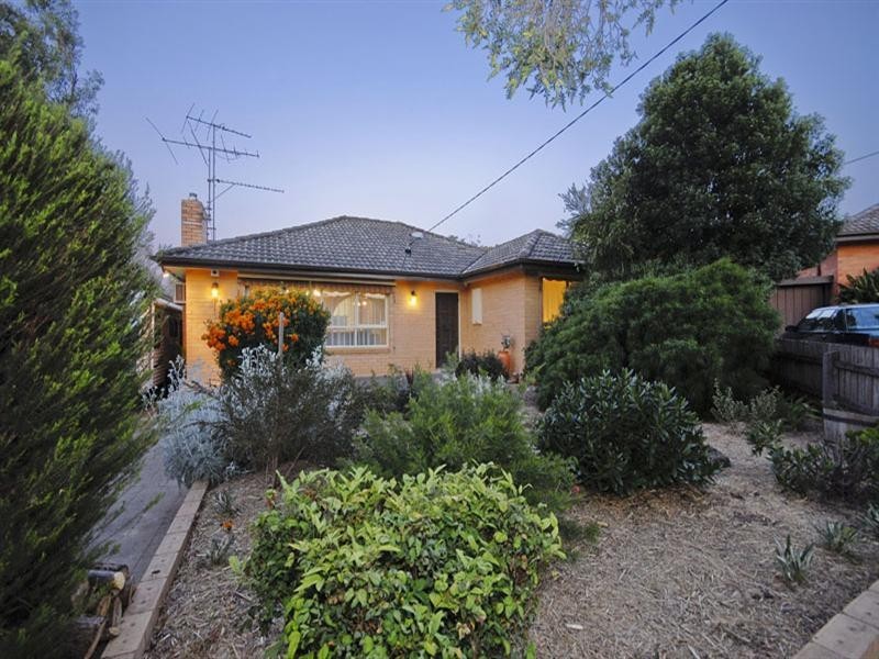 8 Toinette Court, Doncaster East VIC 3109