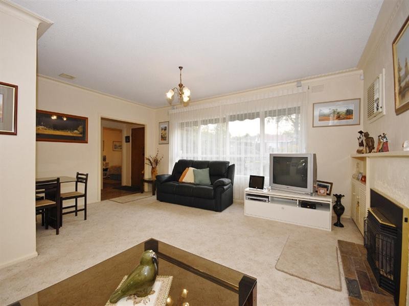 8 Toinette Court, Doncaster East VIC 3109