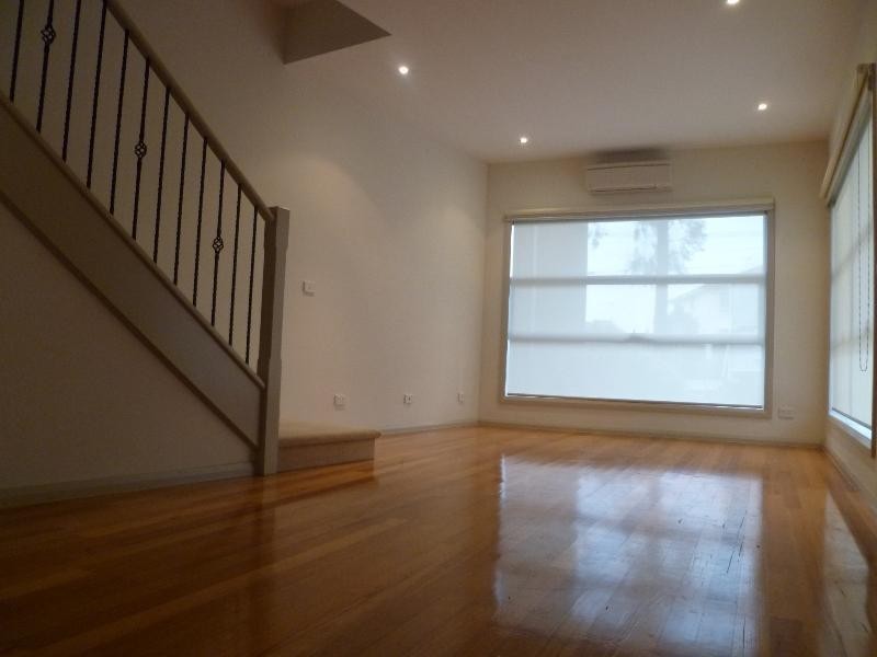 16C High Street, Doncaster VIC 3108