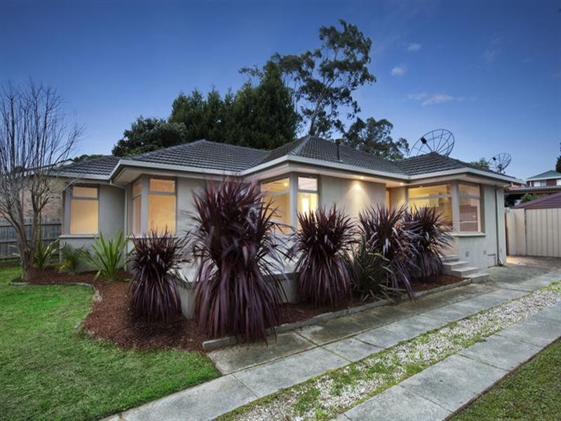 2 Golden Court, Doncaster VIC 3108