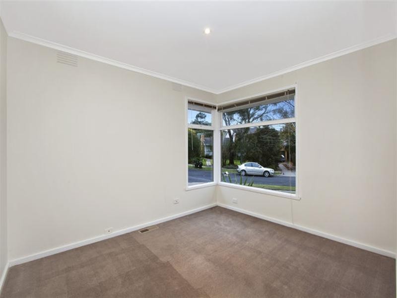 2 Golden Court, Doncaster VIC 3108