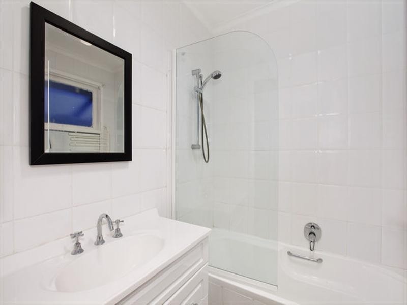 2 Golden Court, Doncaster VIC 3108