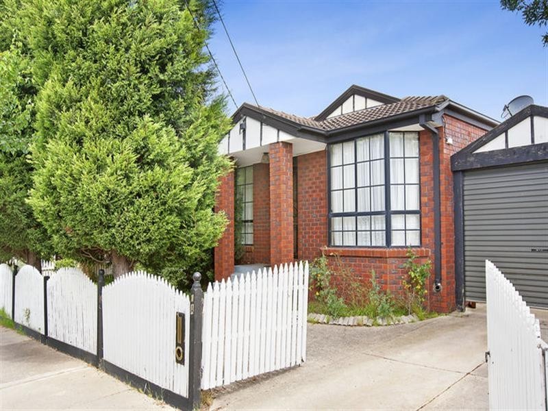 1A Laha Crescent, Preston VIC 3072