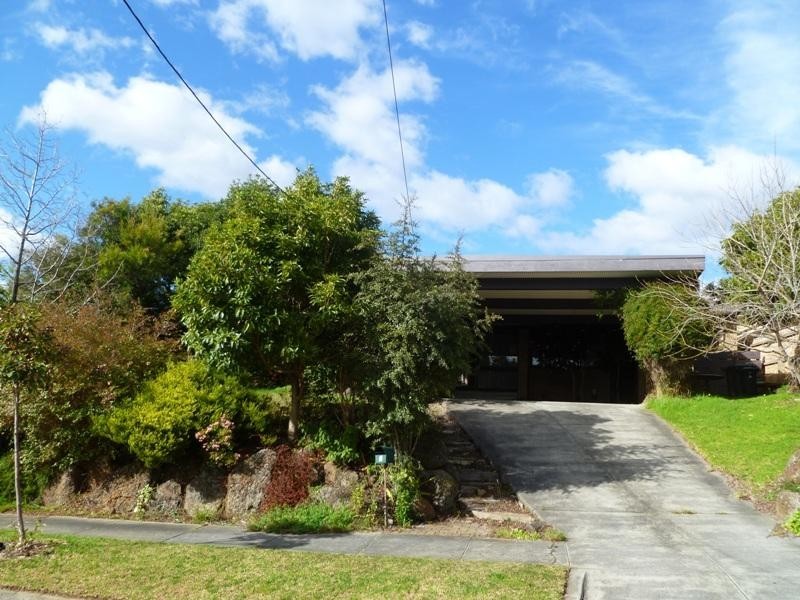 2 Sophora Court, Templestowe Lower VIC 3107