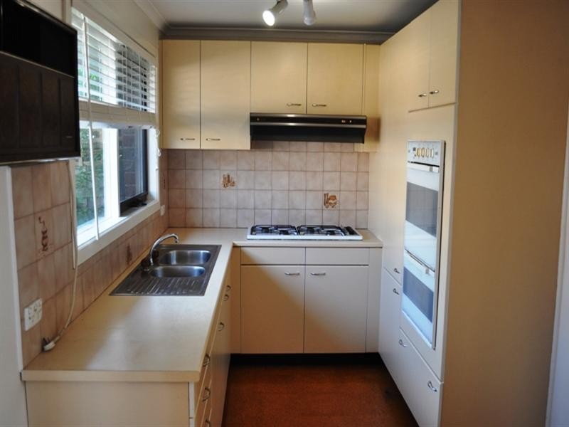 2/12-14 Franklin Road, Doncaster East VIC 3109