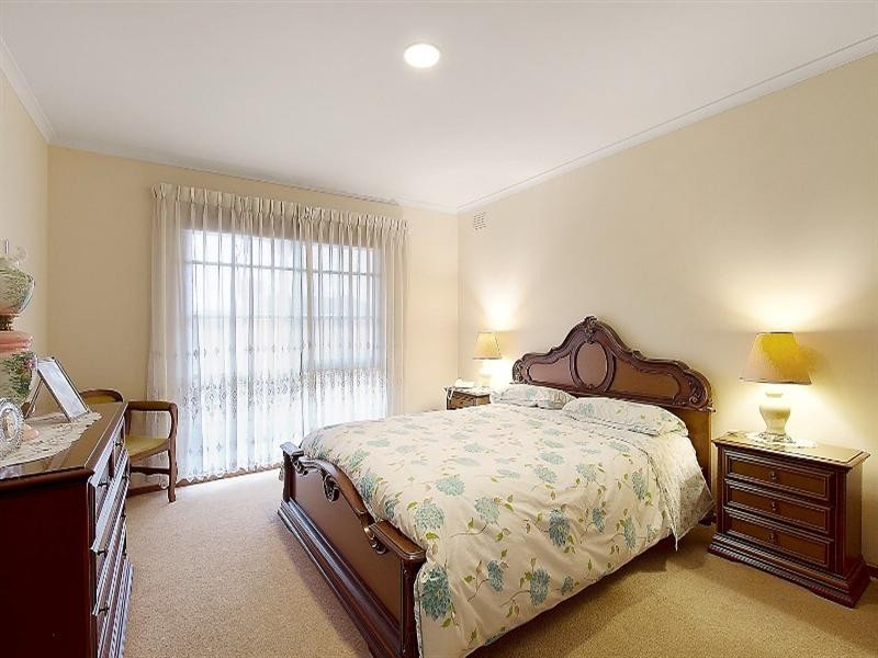 69 Santa Rosa Boulevard, Doncaster East VIC 3109