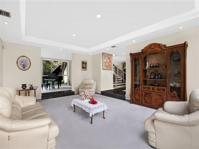 6 Sunny Rise, Templestowe VIC 3106