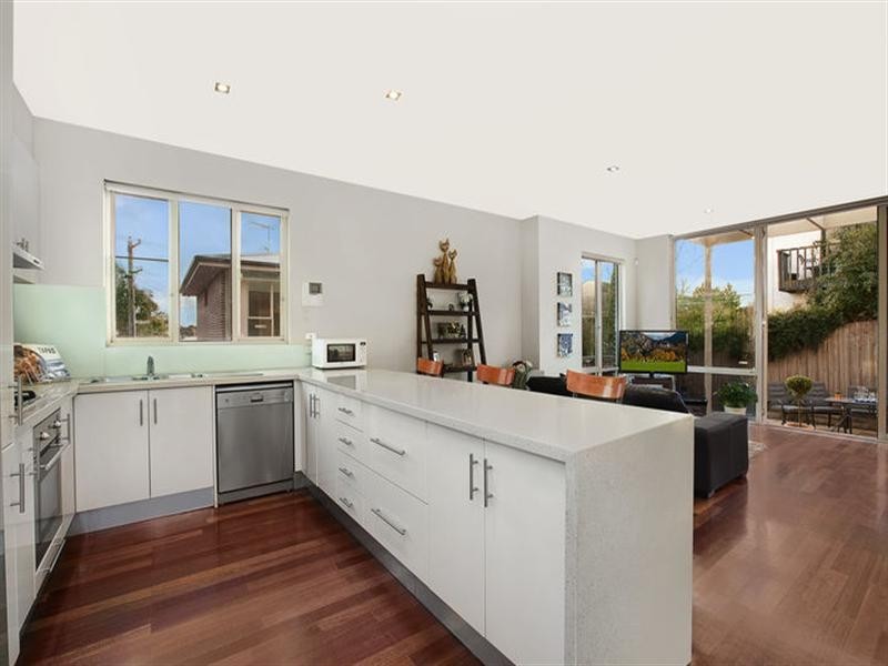 31 Thompsons Road, Bulleen VIC 3105