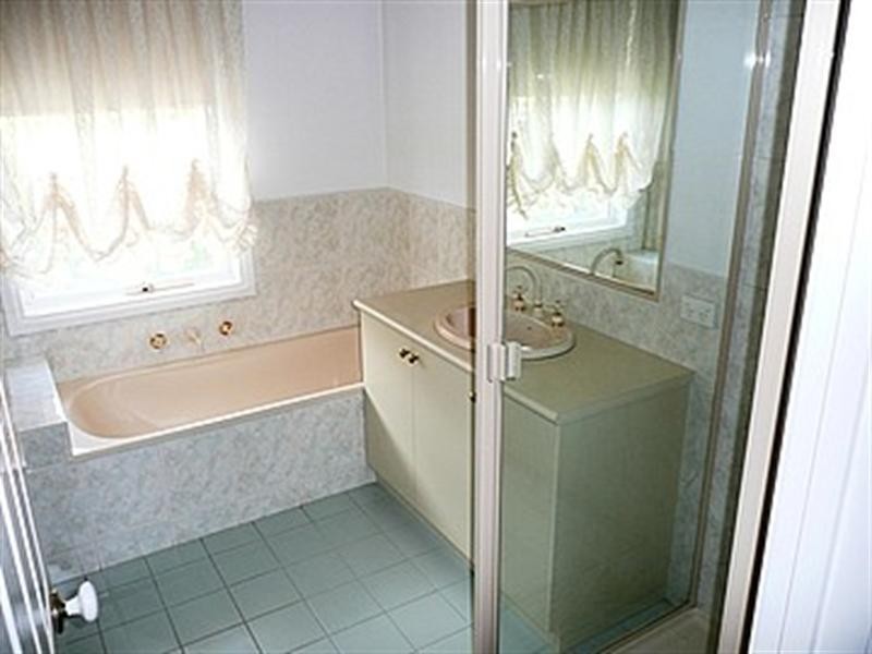 25 The Elms, Donvale VIC 3111