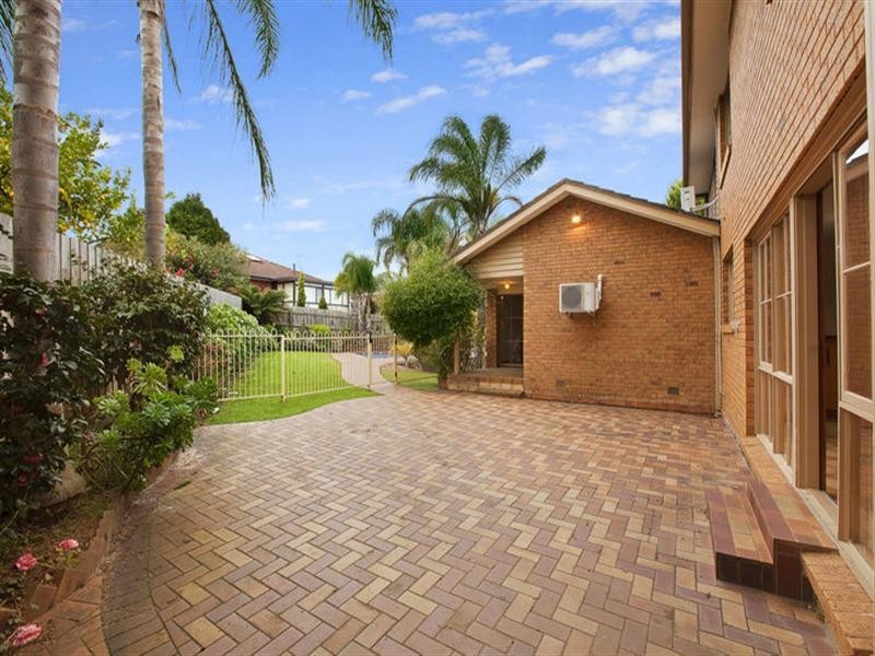 8 Pushkin Court, Doncaster East VIC 3109