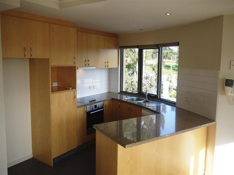 9/143 Parker Street, Templestowe VIC 3106