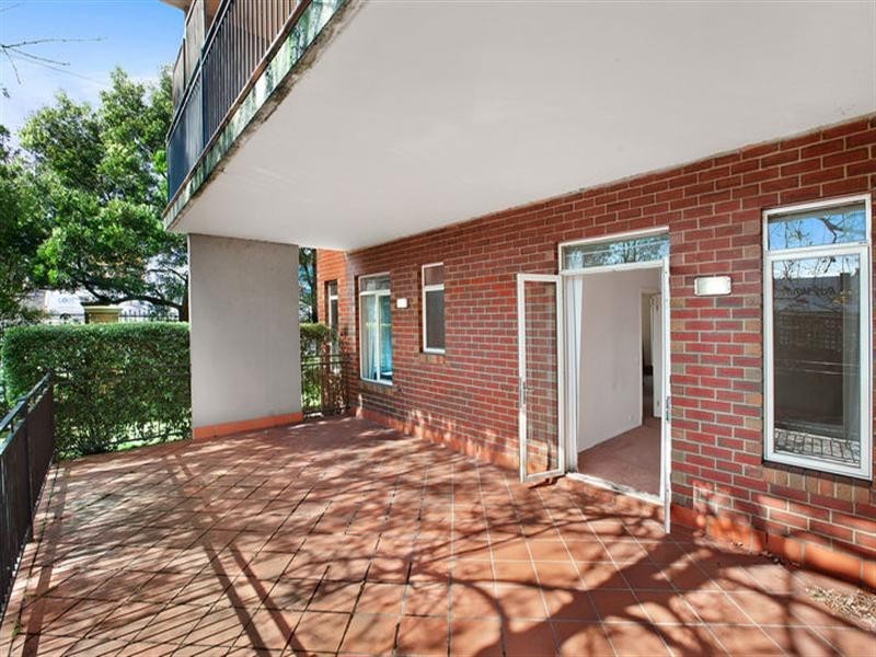 1/243 Blackburn Road, Doncaster East VIC 3109