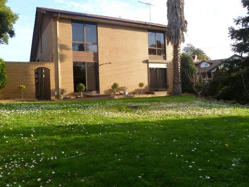 24 Carron Street, Balwyn North VIC 3104