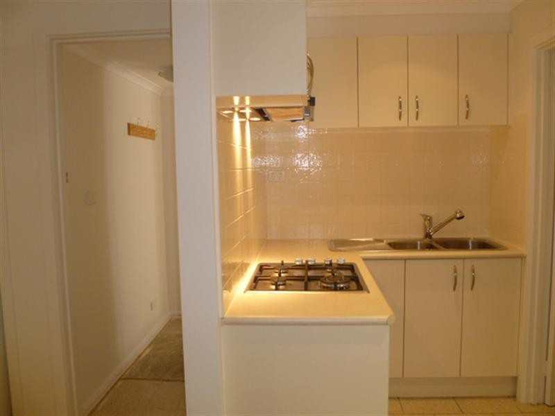 24 Santa Rosa Boulevard, Doncaster East VIC 3109