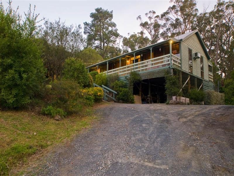 127 Barak Drive, Launching Place VIC 3139