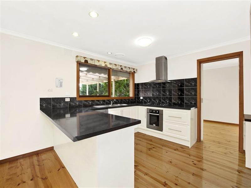 14 Kelvan Grove, Doncaster East VIC 3109