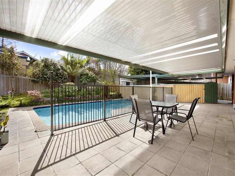 15 Larkspur Avenue, Doncaster VIC 3108