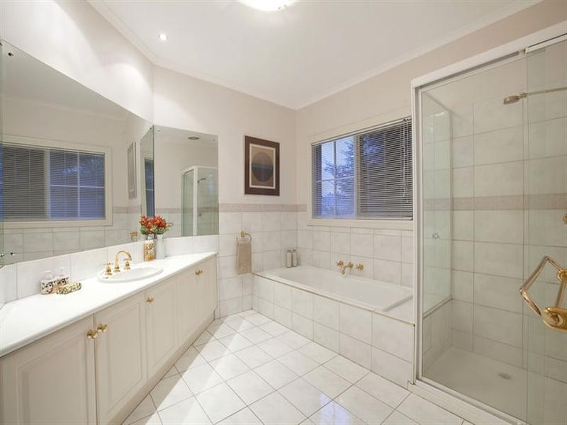 5 Kenman Close, Templestowe VIC 3106