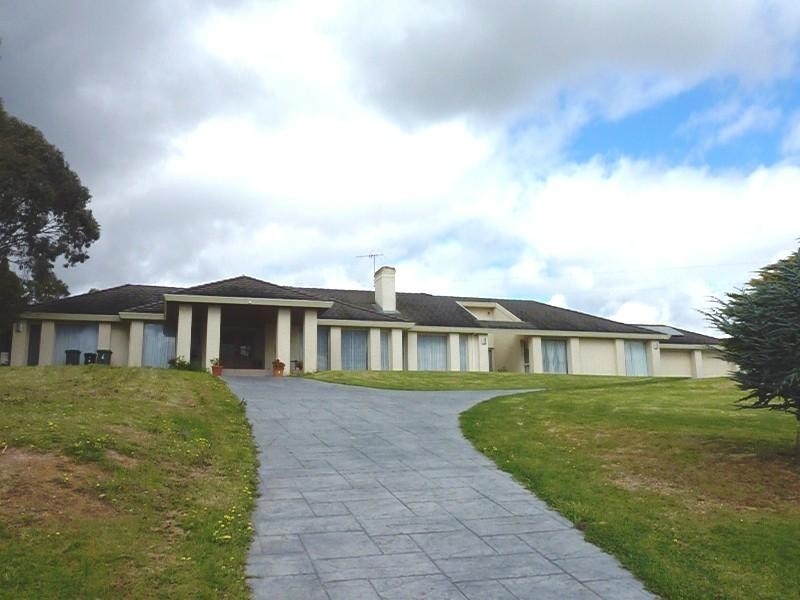 4 Meaka Court, Warrandyte VIC 3113