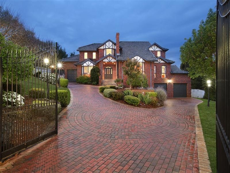 9 Lempriere Close, Templestowe VIC 3106