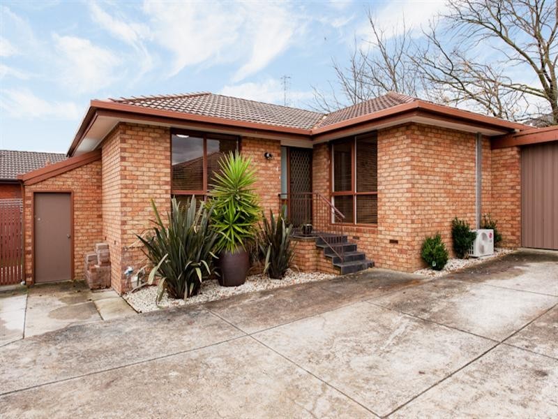 4/7 Wetherby Road, Doncaster VIC 3108