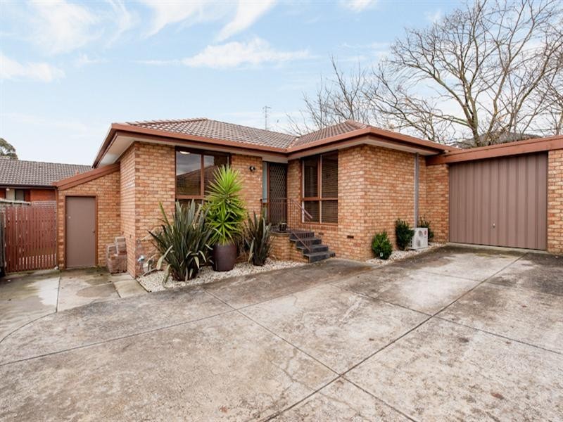 4/7 Wetherby Road, Doncaster VIC 3108