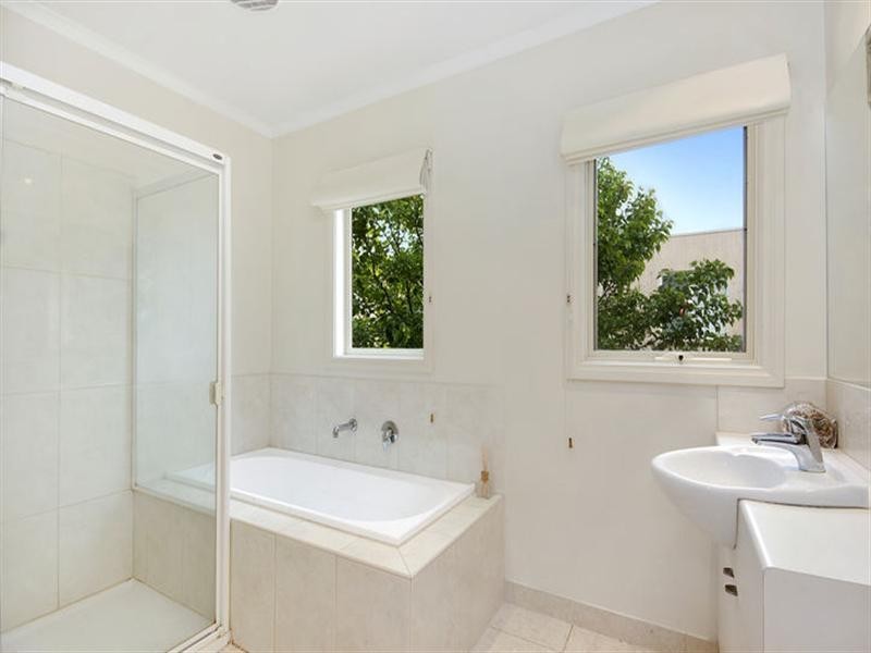 6 Margaret Street, Doncaster East VIC 3109