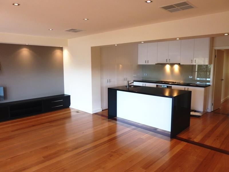 23 Robinson Grove, Bulleen VIC 3105