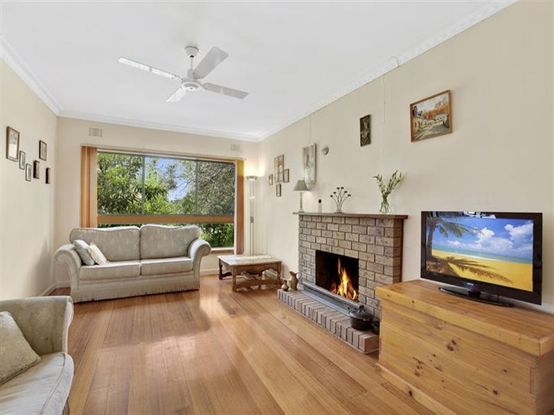31 Denis Street, Mitcham VIC 3132