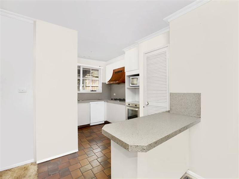 68 Santa Rosa Boulevard, Doncaster East VIC 3109