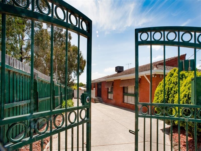 11 Cameron Parade, Bundoora VIC 3083