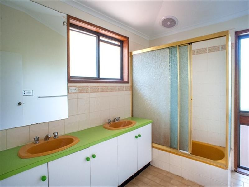 11 Cameron Parade, Bundoora VIC 3083