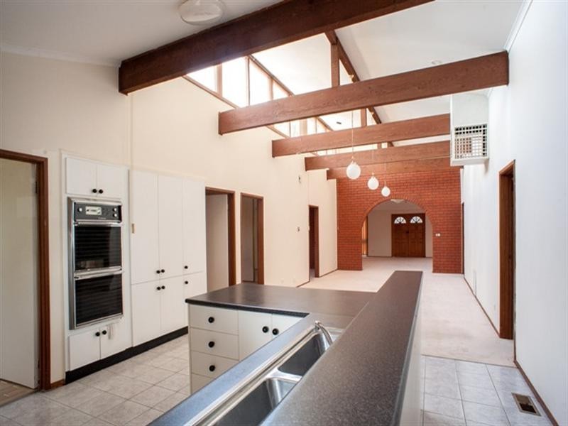 11 Cameron Parade, Bundoora VIC 3083