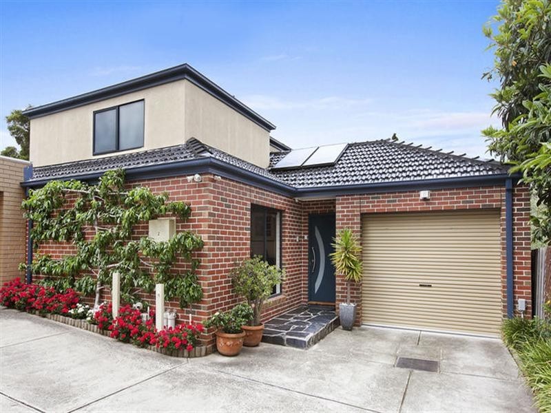 2/9 Sherwood Court, Doncaster East VIC 3109