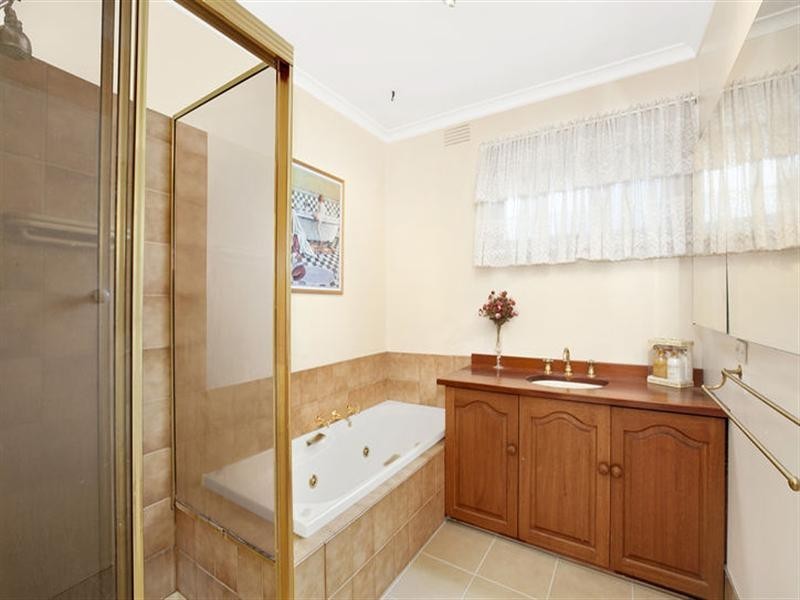 32 Daly Street, Doncaster East VIC 3109