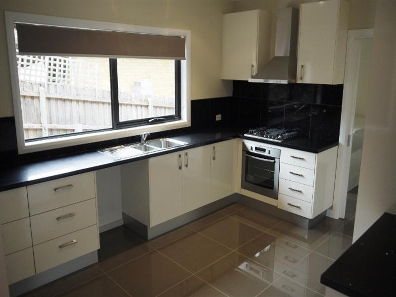 33B Blackburn Road, Doncaster East VIC 3109